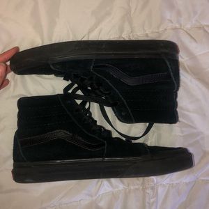 Black Hi-Top Old Skool Vans